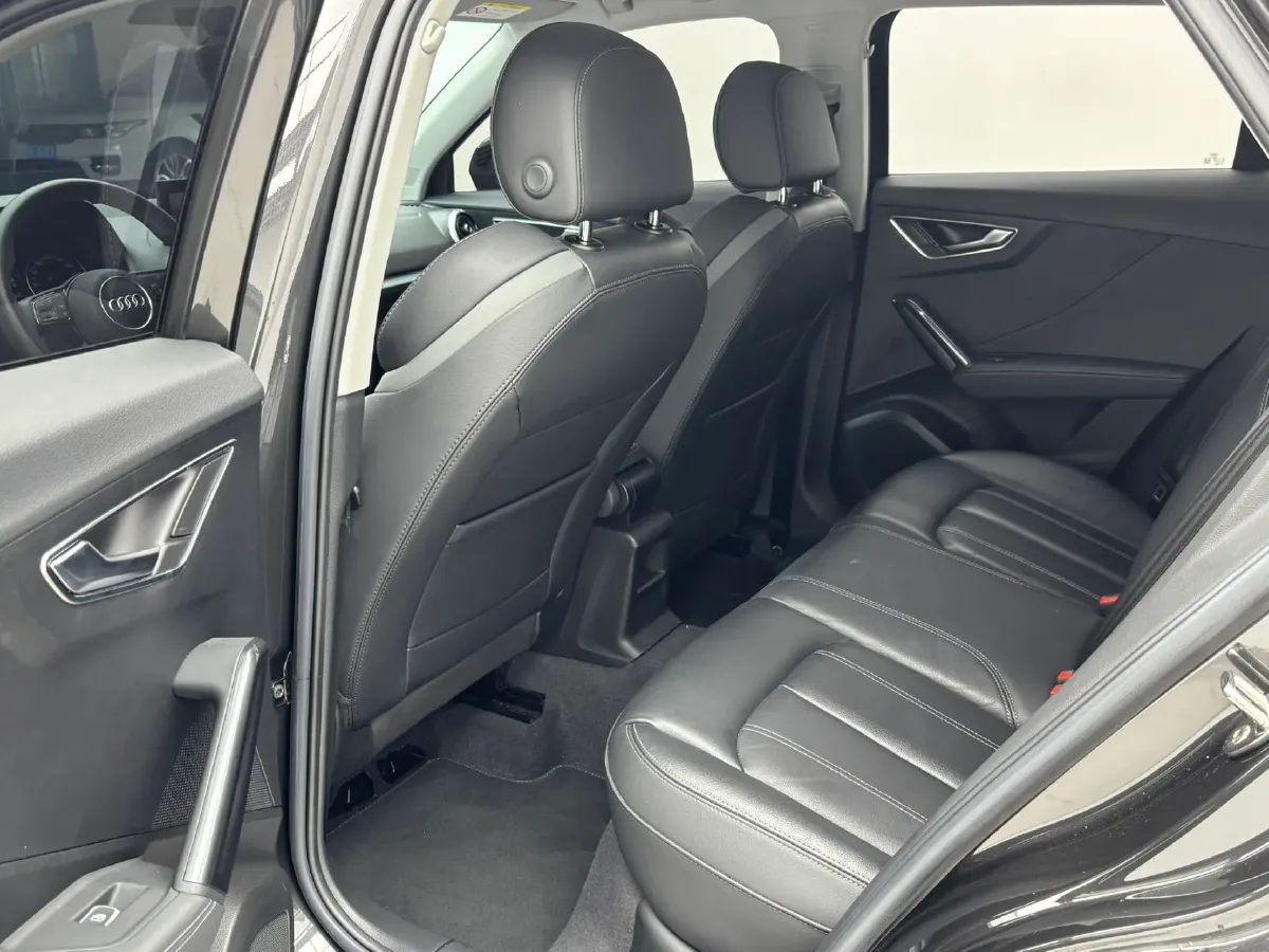 2022 Audi Q2L 1.4T 150HP L4 7DCT,autocango,china used car exporter,china ev exporter,chinese used car exporter,chinese used ev exporter