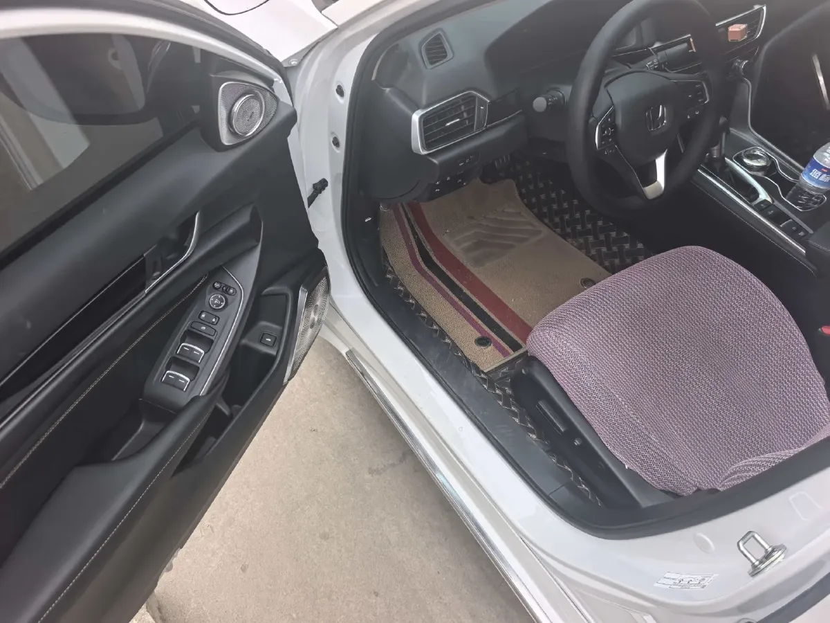 2022 Honda Accord 1.5T 194HP L4 CVT,autocango,china used car exporter,china ev exporter,chinese used car exporter,chinese used ev exporter