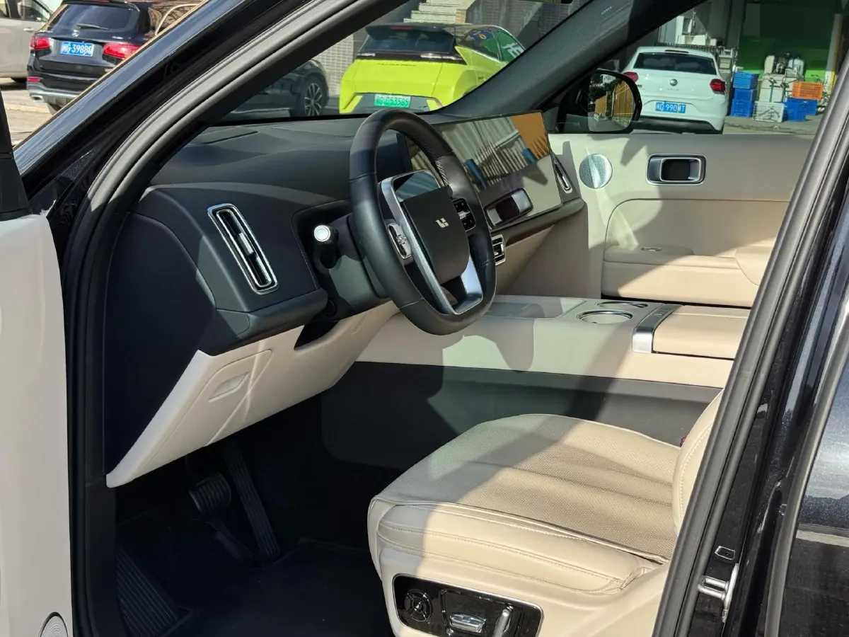 2023 Hyundai Palisade 3.5L 272HP V6 8AT,autocango,china used car exporter,china ev exporter,chinese used car exporter,chinese used ev exporter
