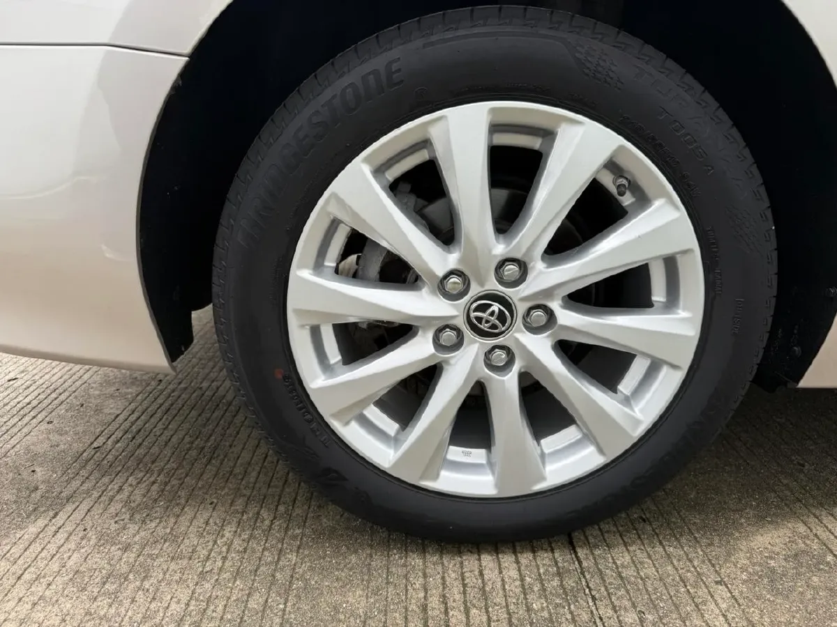 2019 Toyota Camry 2.0L 178HP L4 CVT,autocango,china used car exporter,china ev exporter,chinese used car exporter,chinese used ev exporter