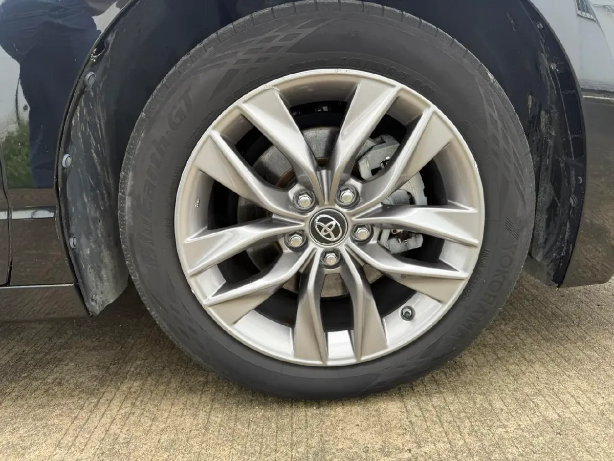 2019 Toyota Camry 2.0L 178HP L4 CVT,autocango,china used car exporter,china ev exporter,chinese used car exporter,chinese used ev exporter