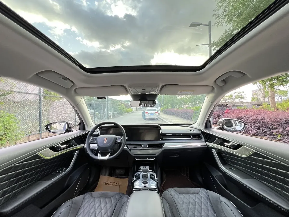 2019 HongQi HS5 2.0T 224HP L4 6AT,autocango,china used car exporter,china ev exporter,chinese used car exporter,chinese used ev exporter