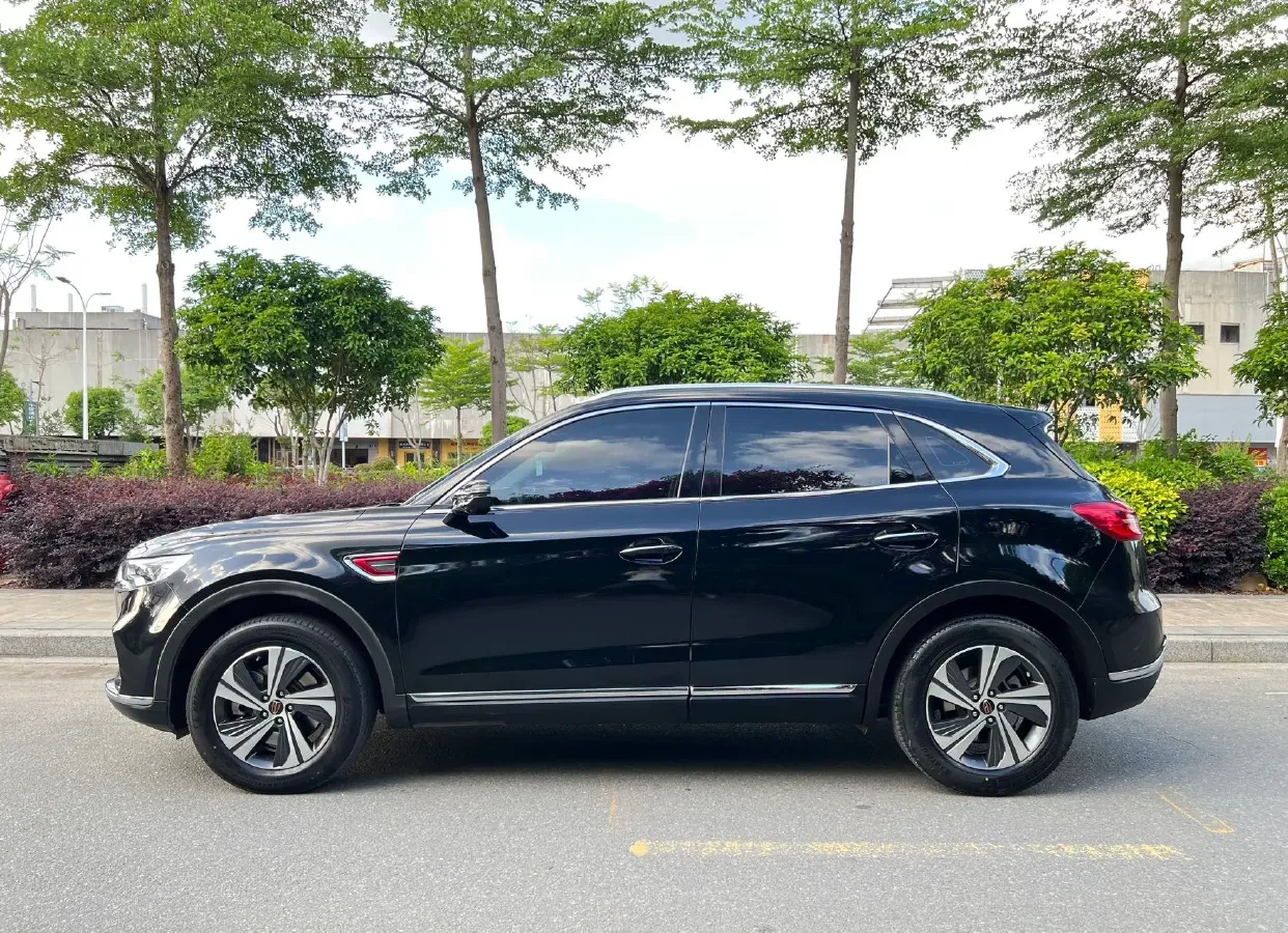 2019 HongQi HS5 2.0T 224HP L4 6AT,autocango,china used car exporter,china ev exporter,chinese used car exporter,chinese used ev exporter