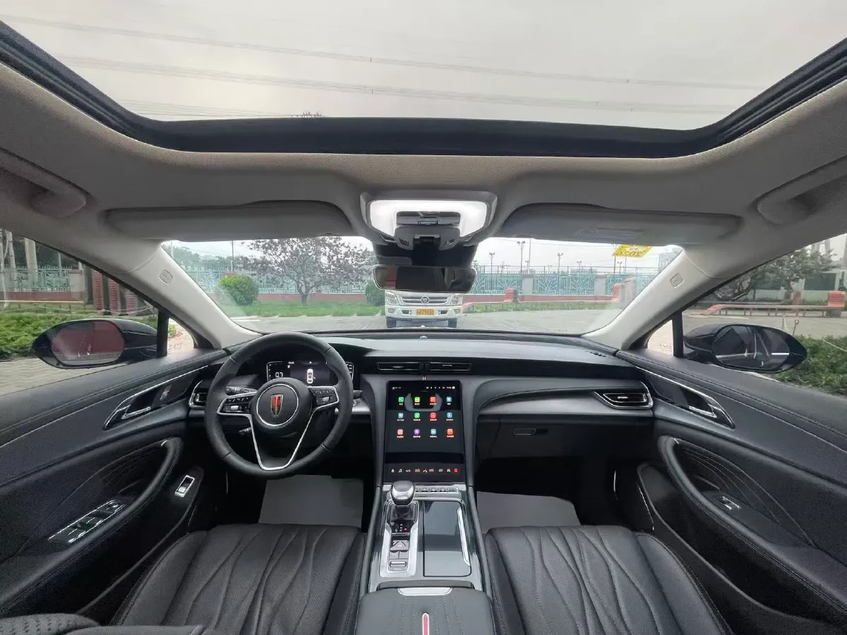 2023 HongQi H5 1.8T 197HP L4 8AT,autocango,china used car exporter,china ev exporter,chinese used car exporter,chinese used ev exporter