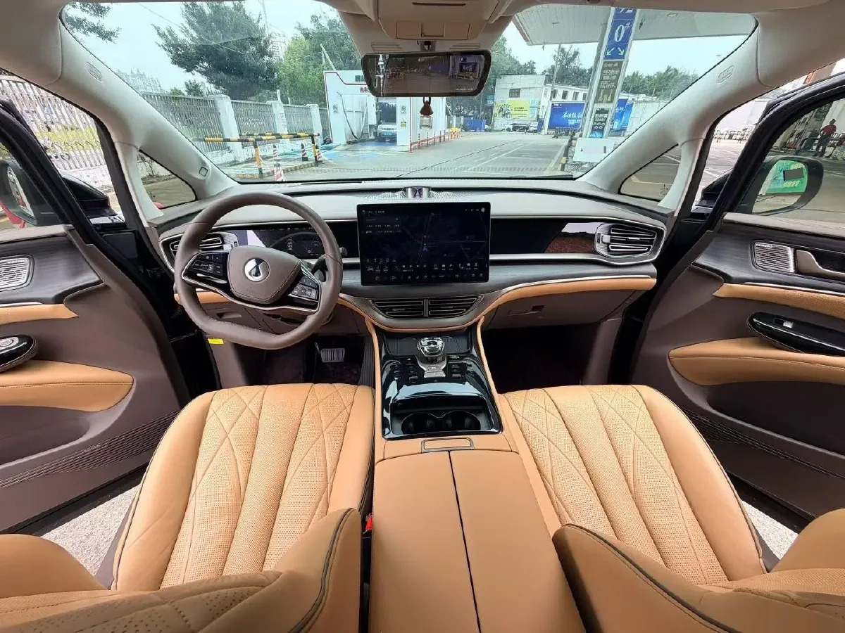 2022 Mercedes-Benz GLC Class 2.0T 197HP L4 9AT,autocango,china used car exporter,china ev exporter,chinese used car exporter,chinese used ev exporter