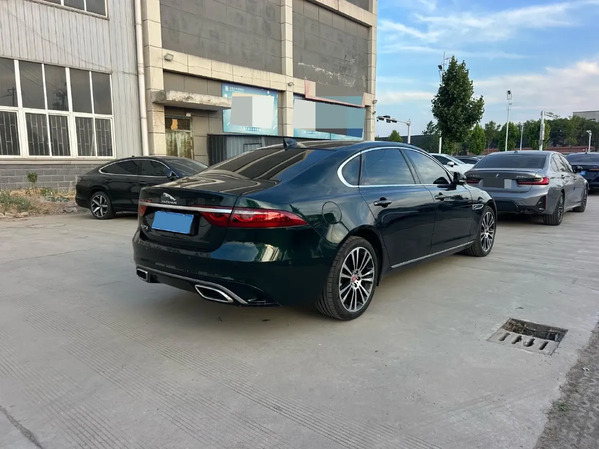 2025 Jaguar XFL 2.0T 250HP L4 8AT,autocango,china used car exporter,china ev exporter,chinese used car exporter,chinese used ev exporter