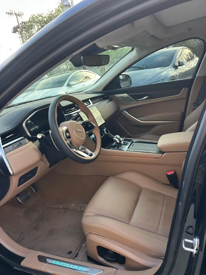 2025 Jaguar XFL 2.0T 250HP L4 8AT,autocango,china used car exporter,china ev exporter,chinese used car exporter,chinese used ev exporter