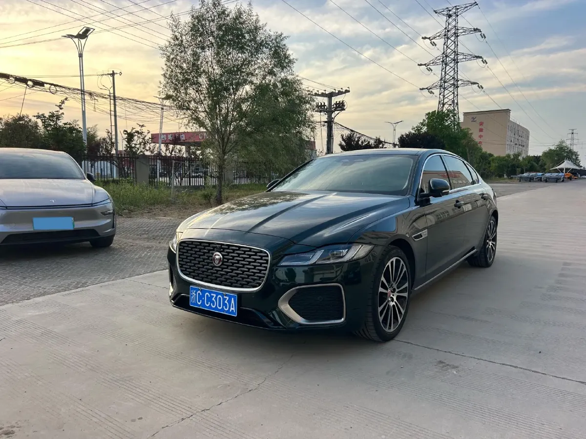 2025 Jaguar XFL 2.0T 250HP L4 8AT,autocango,china used car exporter,china ev exporter,chinese used car exporter,chinese used ev exporter