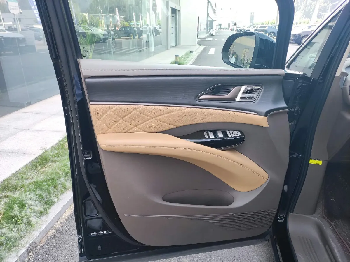 2022 Honda Odyssey 2.0L 146HP L4 E-CVT Hybrid,autocango,china used car exporter,china ev exporter,chinese used car exporter,chinese used ev exporter