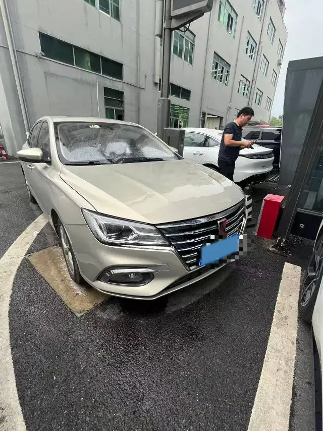 2019 Roewe i5 1.5L 120HP L4 CVT,autocango,china used car exporter,china ev exporter,chinese used car exporter,chinese used ev exporter