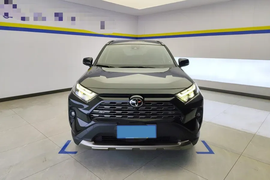 2024 Toyota RAV4 2.0L 171HP L4 CVT,autocango,china used car exporter,china ev exporter,chinese used car exporter,chinese used ev exporter