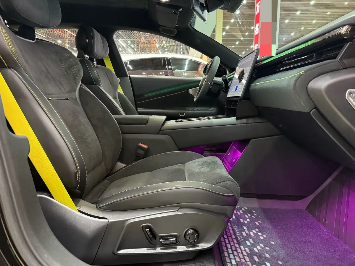 2025 LYNK&CO 10 EM-P 1.5T 163HP L4 3DHT PHEV,autocango,china used car exporter,china ev exporter,chinese used car exporter,chinese used ev exporter
