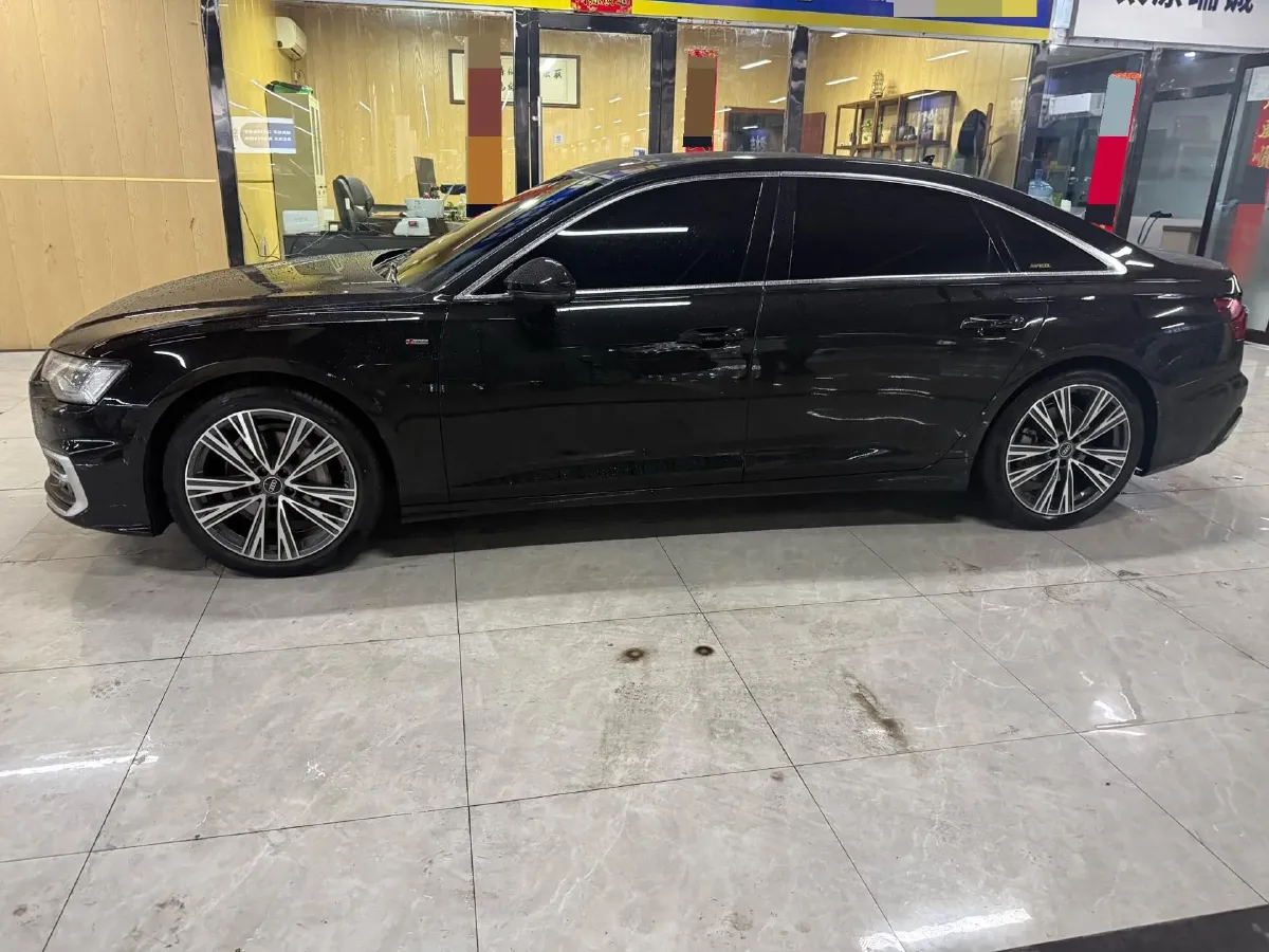 2024 Audi A6L 2.0T 245HP L4 7DCT,autocango,china used car exporter,china ev exporter,chinese used car exporter,chinese used ev exporter