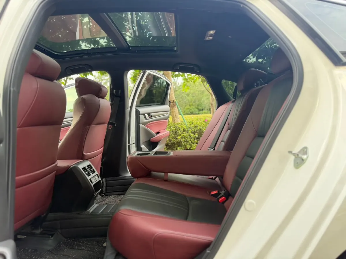 2022 Honda Inspire 1.5T 194HP L4 CVT,autocango,china used car exporter,china ev exporter,chinese used car exporter,chinese used ev exporter