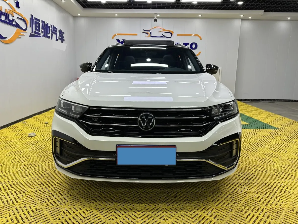 2022 Volkswagen T-Roc 1.4T 150HP L4 7DCT,autocango,china used car exporter,china ev exporter,chinese used car exporter,chinese used ev exporter