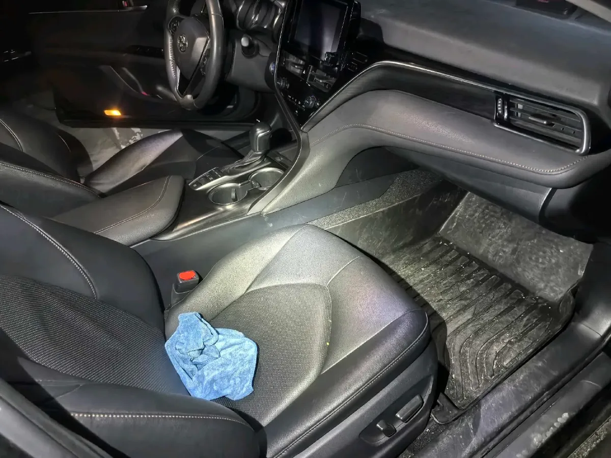 2021 Toyota Camry 2.5L 178HP L4 E-CVT Hybrid,autocango,china used car exporter,china ev exporter,chinese used car exporter,chinese used ev exporter