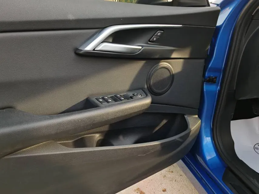 2020 BMW 1 Series 1.5T 140HP L3 7DCT,autocango,china used car exporter,china ev exporter,chinese used car exporter,chinese used ev exporter