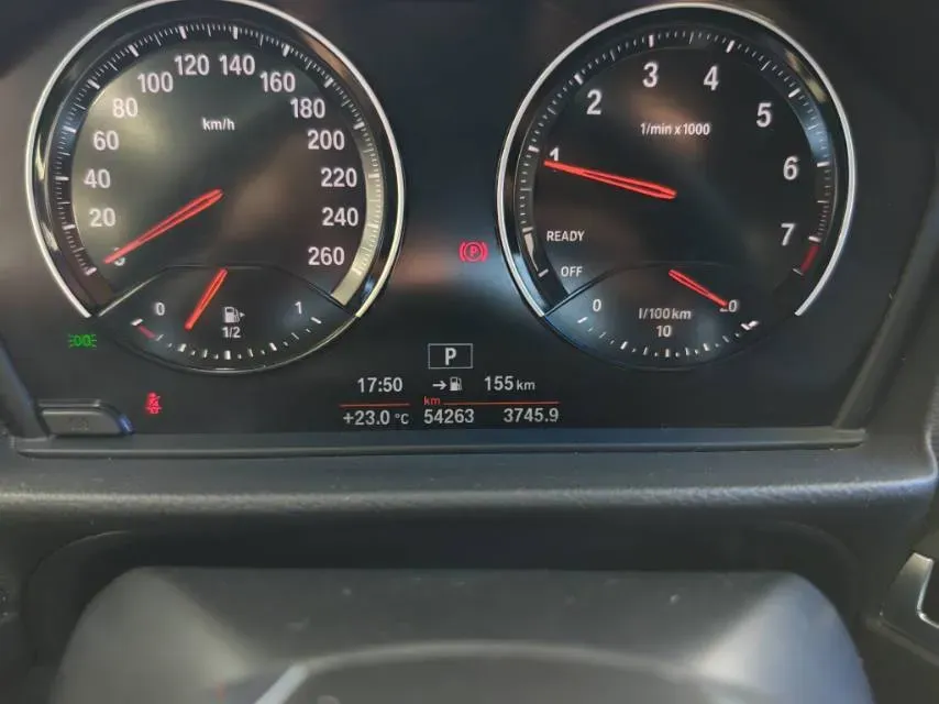 2020 BMW 1 Series 1.5T 140HP L3 7DCT,autocango,china used car exporter,china ev exporter,chinese used car exporter,chinese used ev exporter