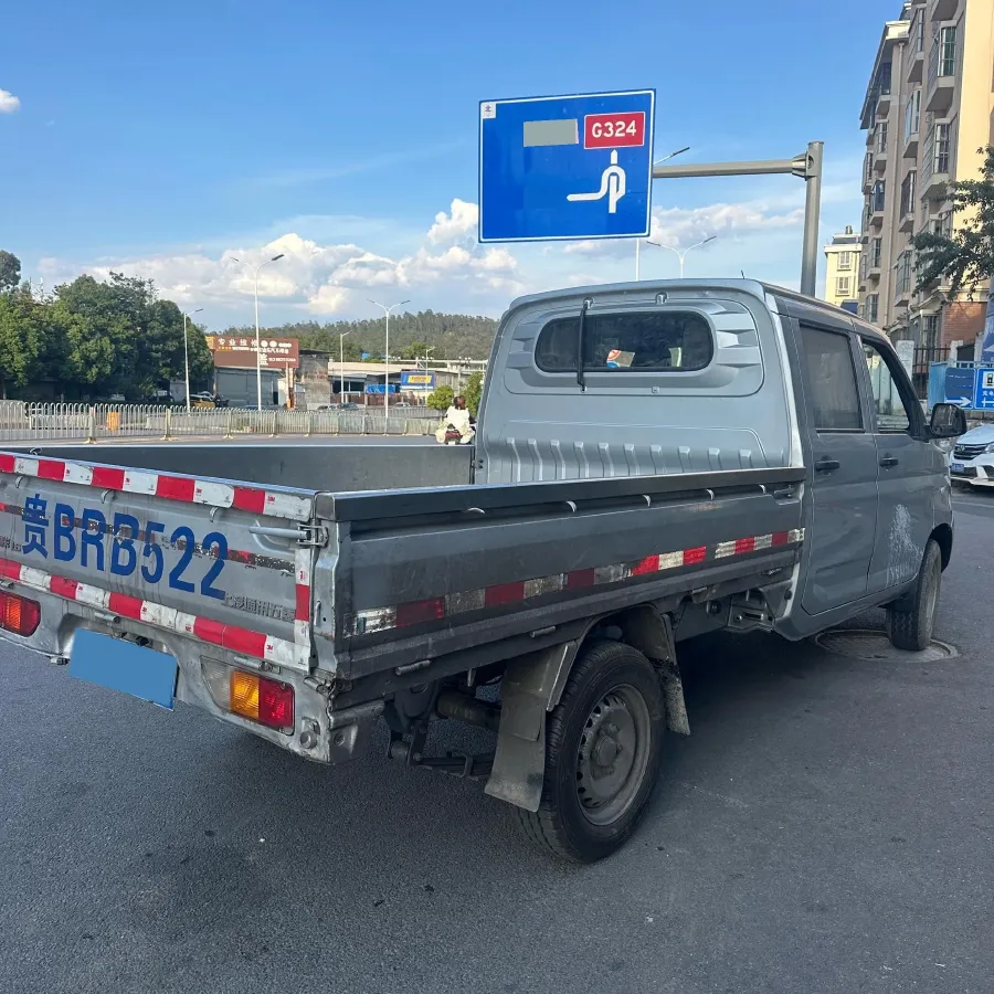 2021 NLM Motor QiTeng M70 1.5L 122HP L4 5MT,autocango,china used car exporter,china ev exporter,chinese used car exporter,chinese used ev exporter