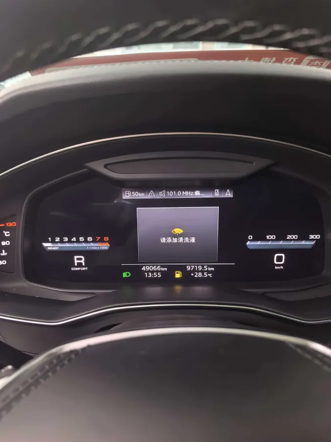 2024 Audi A6L 2.0T 245HP L4 7DCT,autocango,china used car exporter,china ev exporter,chinese used car exporter,chinese used ev exporter