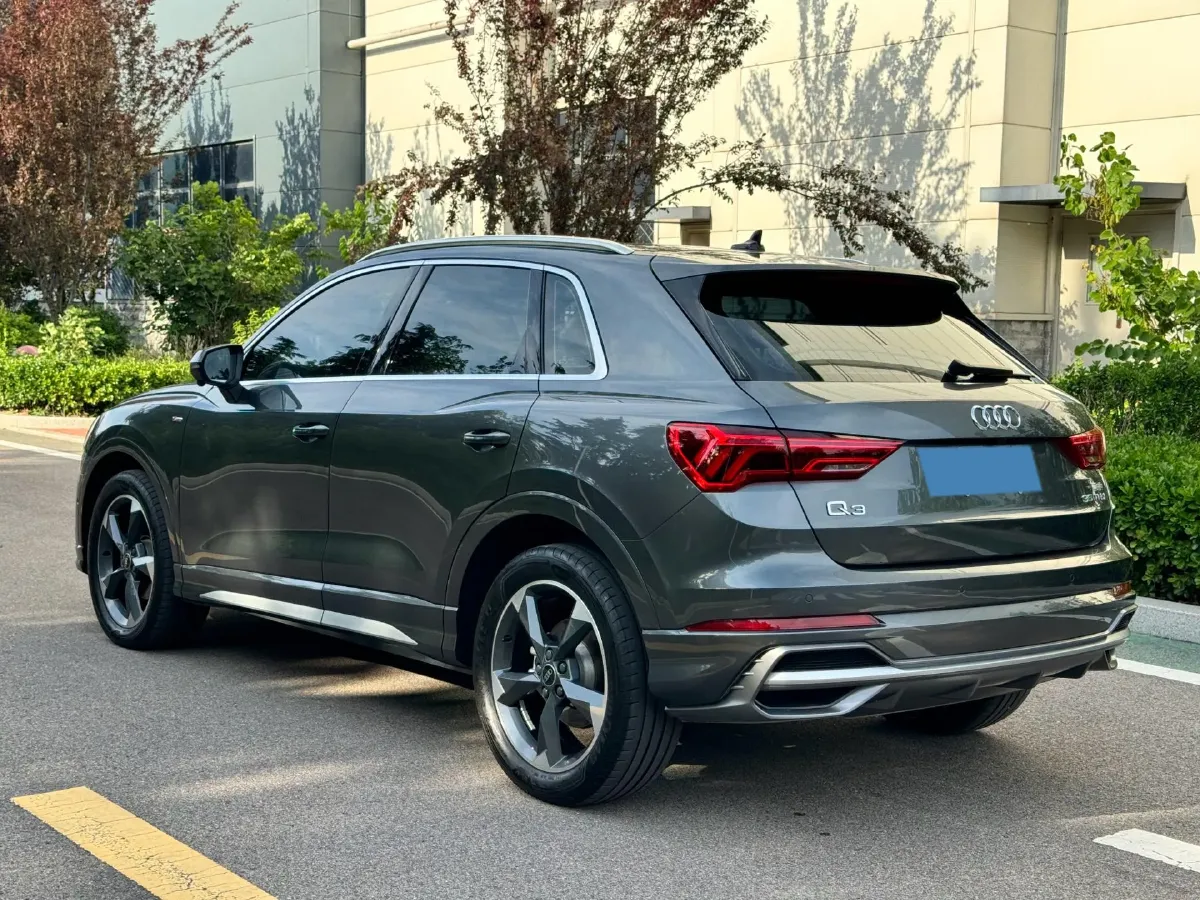 2023 Audi Q3 1.4T 150HP L4 7DCT,autocango,china used car exporter,china ev exporter,chinese used car exporter,chinese used ev exporter