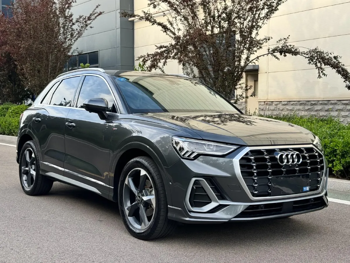 2023 Audi Q3 1.4T 150HP L4 7DCT,autocango,china used car exporter,china ev exporter,chinese used car exporter,chinese used ev exporter