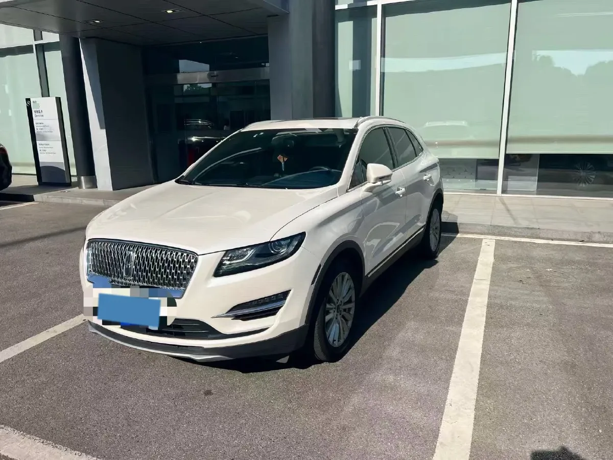 2019 Lincoln MKC 2.0T 203HP L4 6AT,autocango,china used car exporter,china ev exporter,chinese used car exporter,chinese used ev exporter