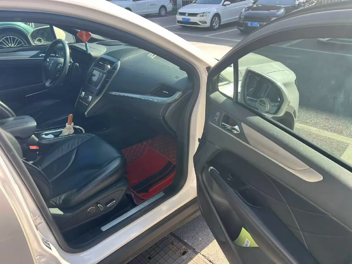 2019 Lincoln MKC 2.0T 203HP L4 6AT,autocango,china used car exporter,china ev exporter,chinese used car exporter,chinese used ev exporter