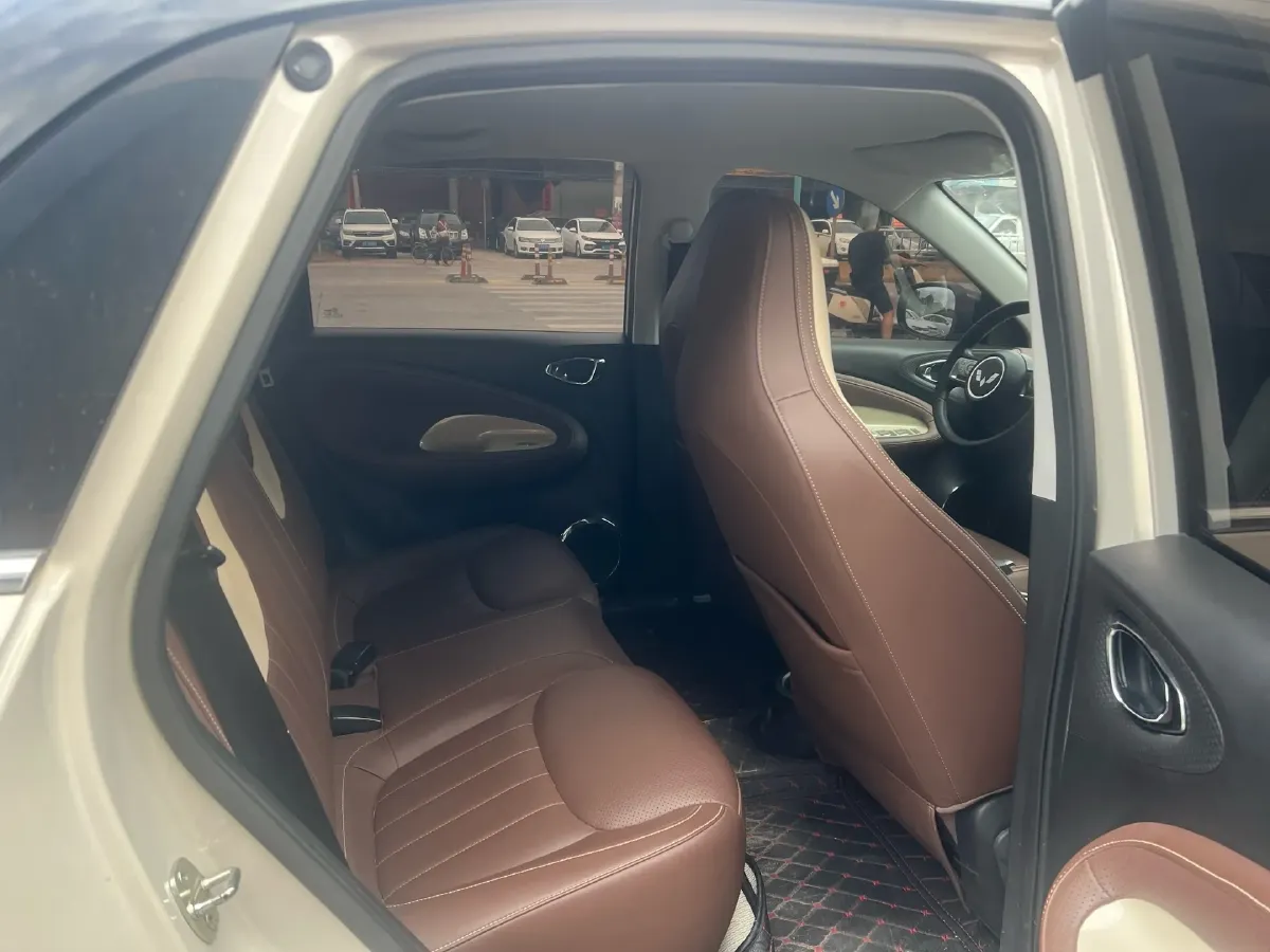 2023 WuLing BinGuo BEV 17.3KWH,autocango,china used car exporter,china ev exporter,chinese used car exporter,chinese used ev exporter