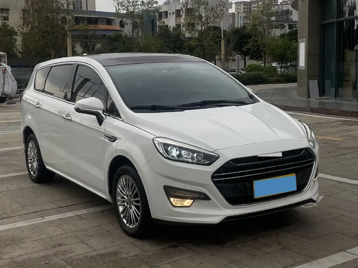 2017 LiFan XuanLang 1.8L 133HP L4 5MT,autocango,china used car exporter,china ev exporter,chinese used car exporter,chinese used ev exporter