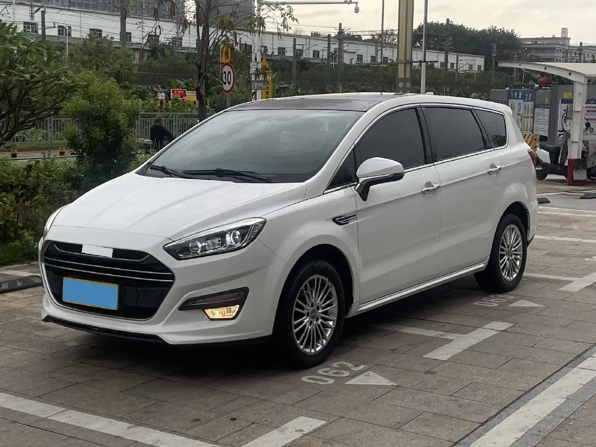 2017 LiFan XuanLang 1.8L 133HP L4 5MT,autocango,china used car exporter,china ev exporter,chinese used car exporter,chinese used ev exporter