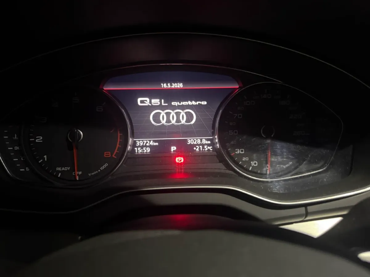 2020 Audi Q5L 2.0T 190HP L4 7DCT,autocango,china used car exporter,china ev exporter,chinese used car exporter,chinese used ev exporter