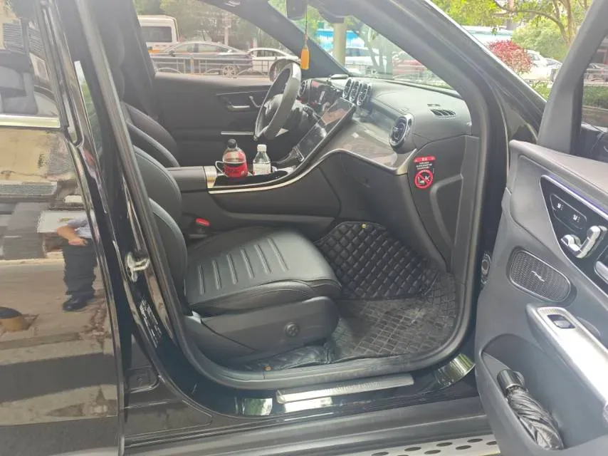 2024 Mercedes-Benz GLC Class 2.0T 204HP L4 9AT,autocango,china used car exporter,china ev exporter,chinese used car exporter,chinese used ev exporter