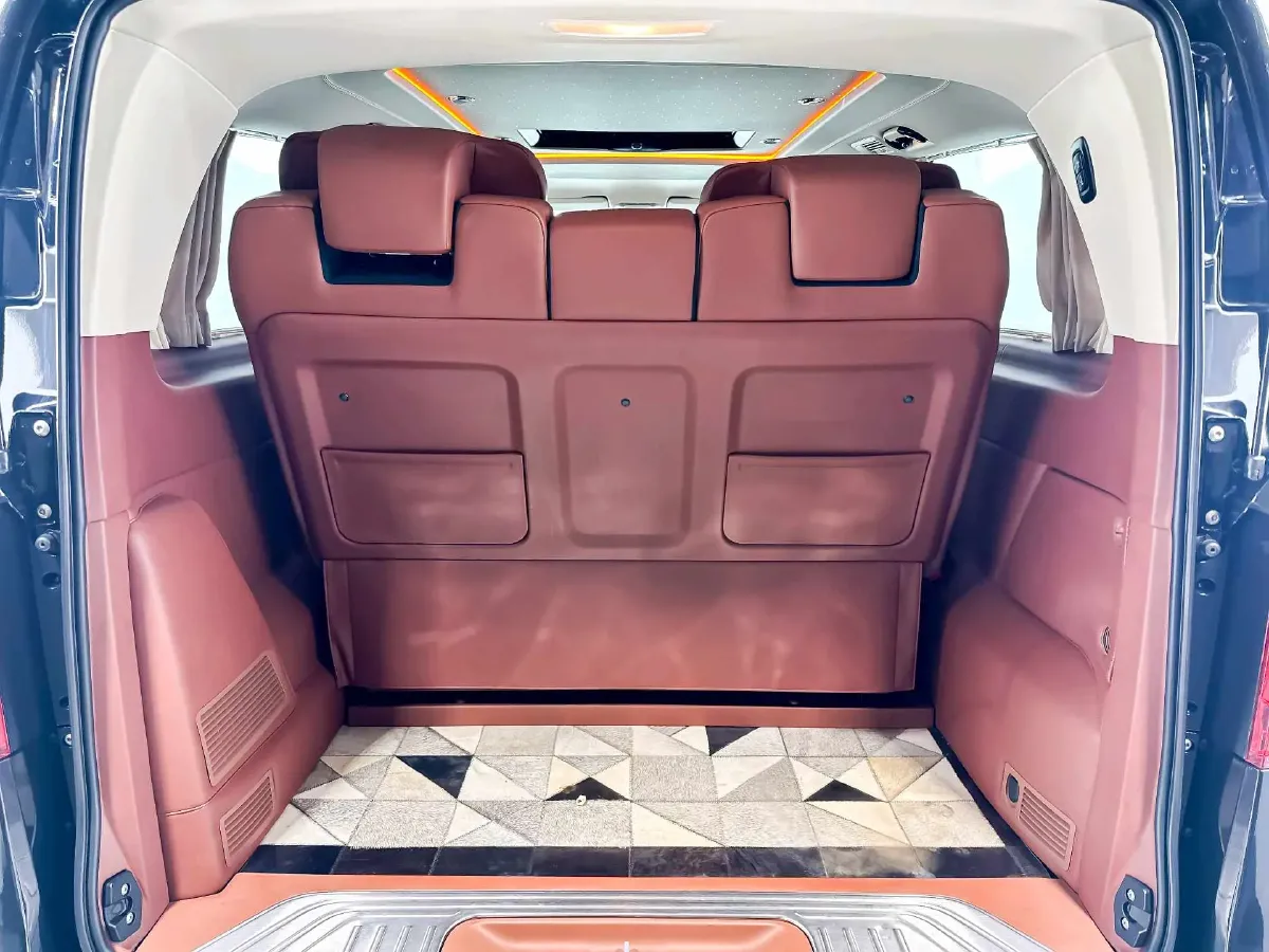 2020 Mercedes-Benz Vito 2.0T 211HP L4 9AT,autocango,china used car exporter,china ev exporter,chinese used car exporter,chinese used ev exporter