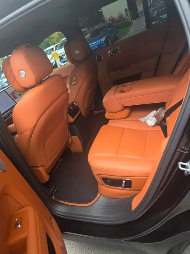 2024 Li L8 Range Extended 154HP REEV 42.8KWH,autocango,china used car exporter,china ev exporter,chinese used car exporter,chinese used ev exporter