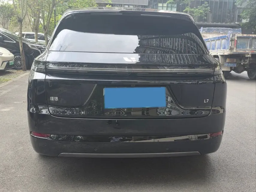 2024 Li L8 Range Extended 154HP REEV 42.8KWH,autocango,china used car exporter,china ev exporter,chinese used car exporter,chinese used ev exporter