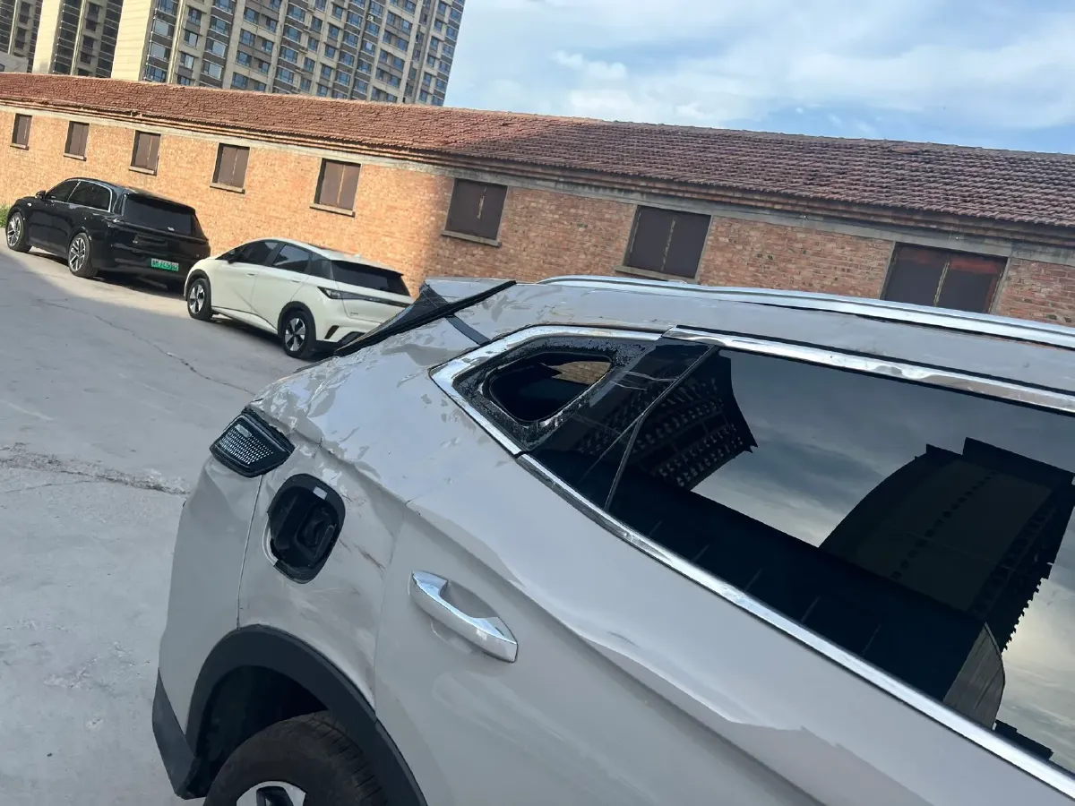 2025 BYD Song Plus 1.5L 101HP L4 E-CVT PHEV 18.3KWH,autocango,china used car exporter,china ev exporter,chinese used car exporter,chinese used ev exporter
