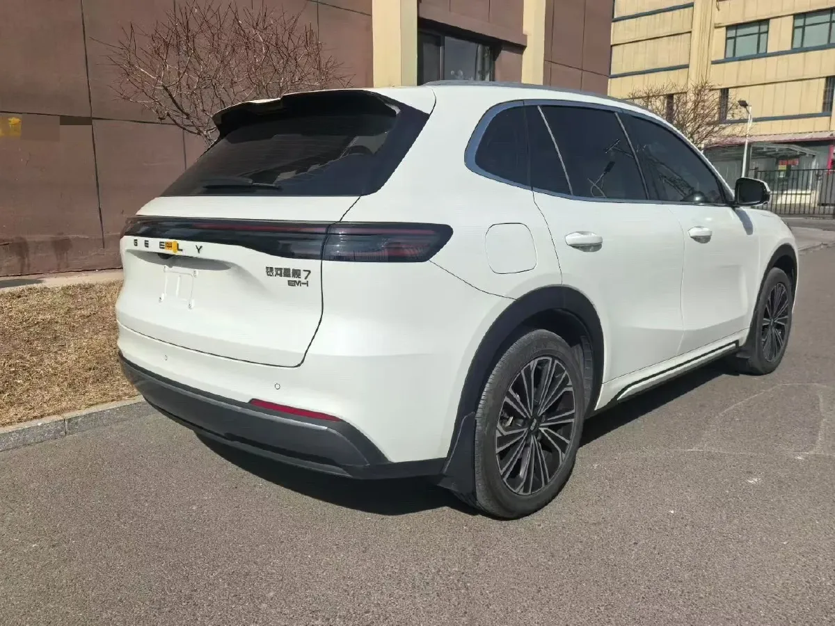 2025 Geely Galaxy L7 1.5L 112HP L4 1DHT PHEV 18.4KWH,autocango,china used car exporter,china ev exporter,chinese used car exporter,chinese used ev exporter