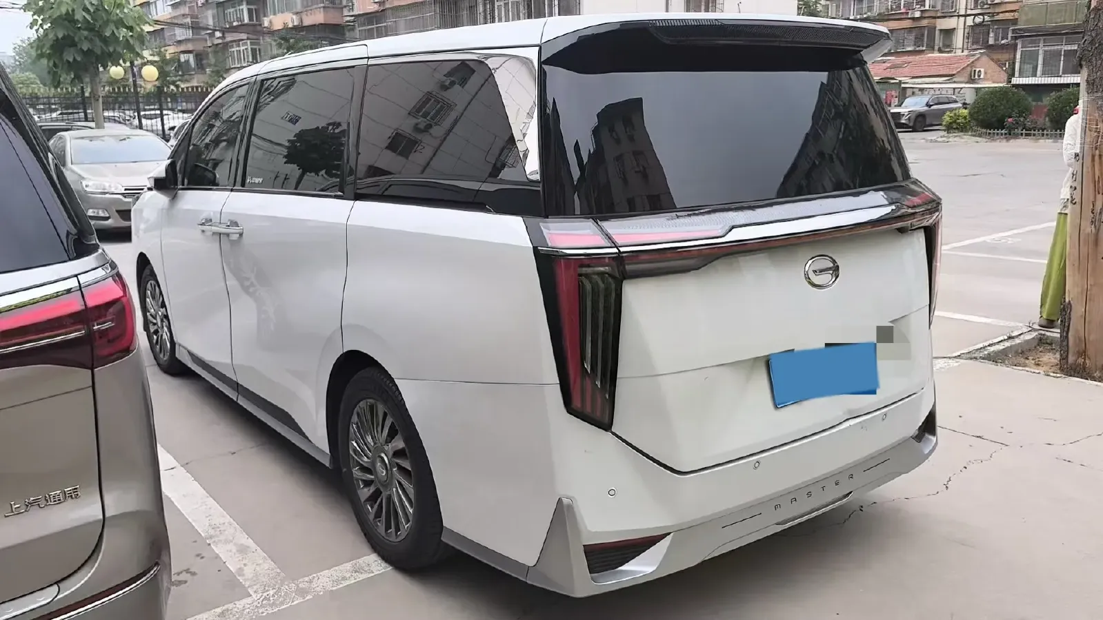 2023 GAC Trumpchi M8 2.0T 252HP L4 8AT,autocango,china used car exporter,china ev exporter,chinese used car exporter,chinese used ev exporter