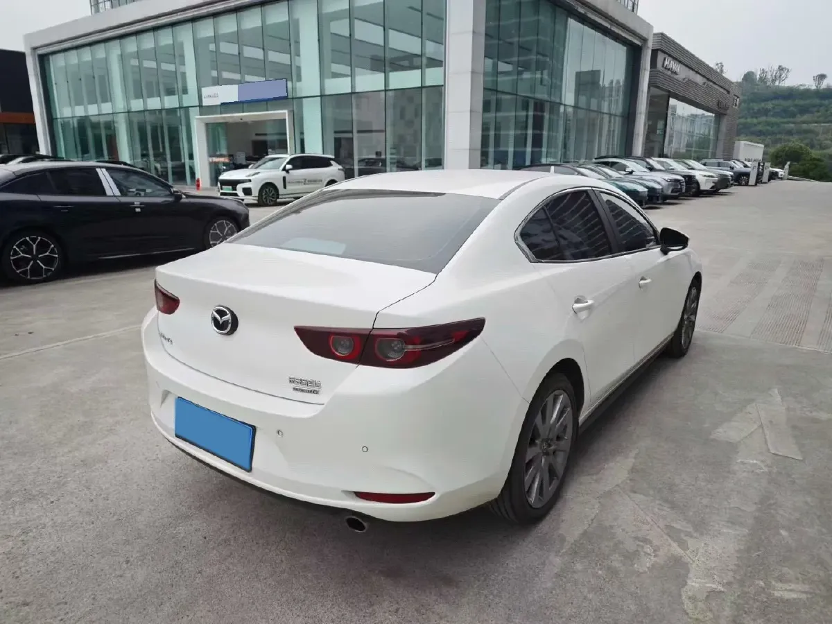 2021 Mazda 3 Axela 2.0L 158HP L4 6AT,autocango,china used car exporter,china ev exporter,chinese used car exporter,chinese used ev exporter