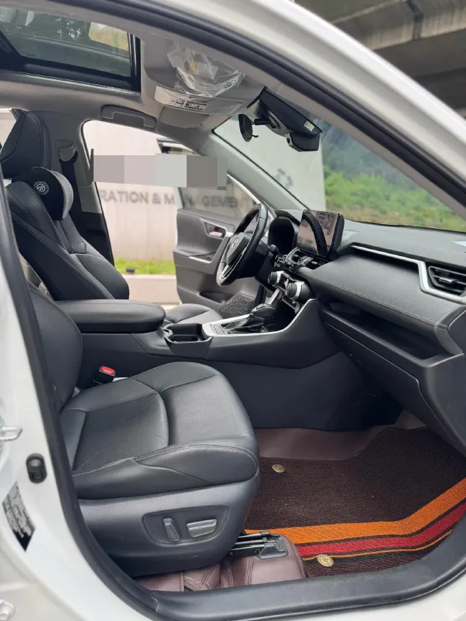 2023 Toyota Wildlander 2.0L 171HP L4 CVT,autocango,china used car exporter,china ev exporter,chinese used car exporter,chinese used ev exporter