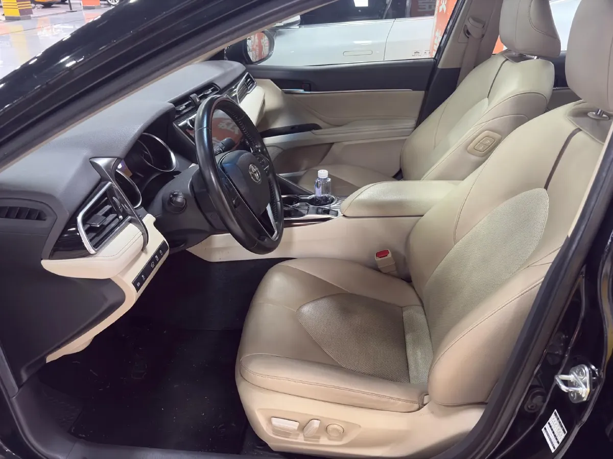 2019 Toyota Camry 2.0L 178HP L4 CVT,autocango,china used car exporter,china ev exporter,chinese used car exporter,chinese used ev exporter