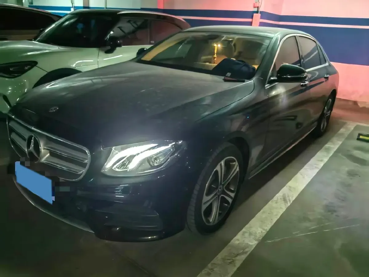 2020 Mercedes-Benz E Class 1.5T 184HP L4 9AT,autocango,china used car exporter,china ev exporter,chinese used car exporter,chinese used ev exporter