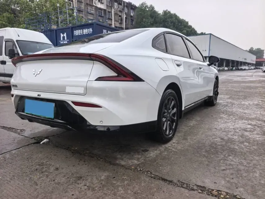 2025 WuLing XingGuang 1.5L 106HP L4 E-CVT PHEV,autocango,china used car exporter,china ev exporter,chinese used car exporter,chinese used ev exporter
