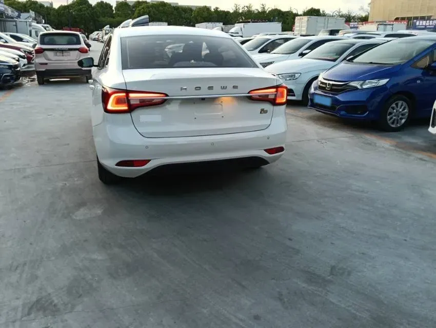 2019 Roewe i5 1.5L 120HP L4 CVT,autocango,china used car exporter,china ev exporter,chinese used car exporter,chinese used ev exporter