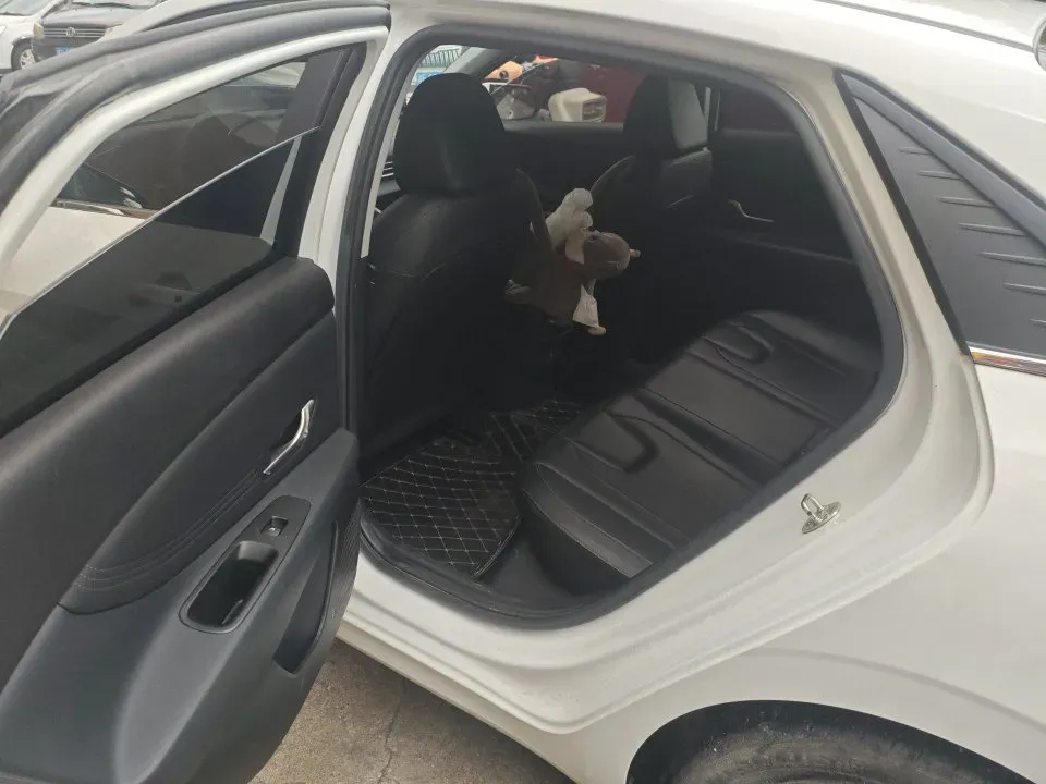 2021 Hyundai Elantra 1.5L 115HP L4 CVT,autocango,china used car exporter,china ev exporter,chinese used car exporter,chinese used ev exporter