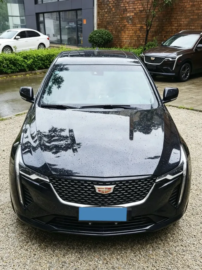 2022 Cadillac CT4 2.0T 237HP L4 8AT,autocango,china used car exporter,china ev exporter,chinese used car exporter,chinese used ev exporter
