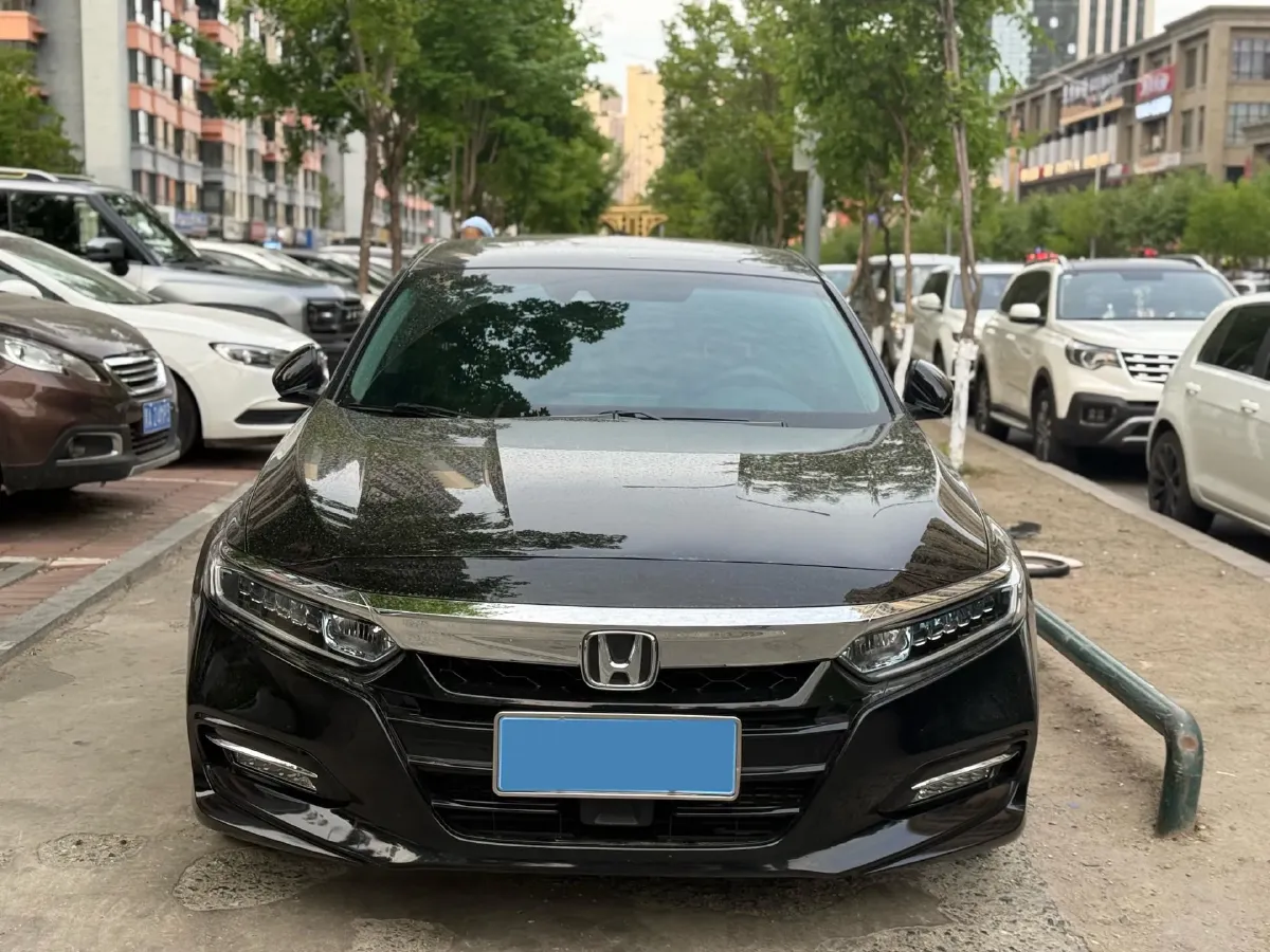 2018 Honda Accord 2.0L 146HP L4 E-CVT Hybrid,autocango,china used car exporter,china ev exporter,chinese used car exporter,chinese used ev exporter