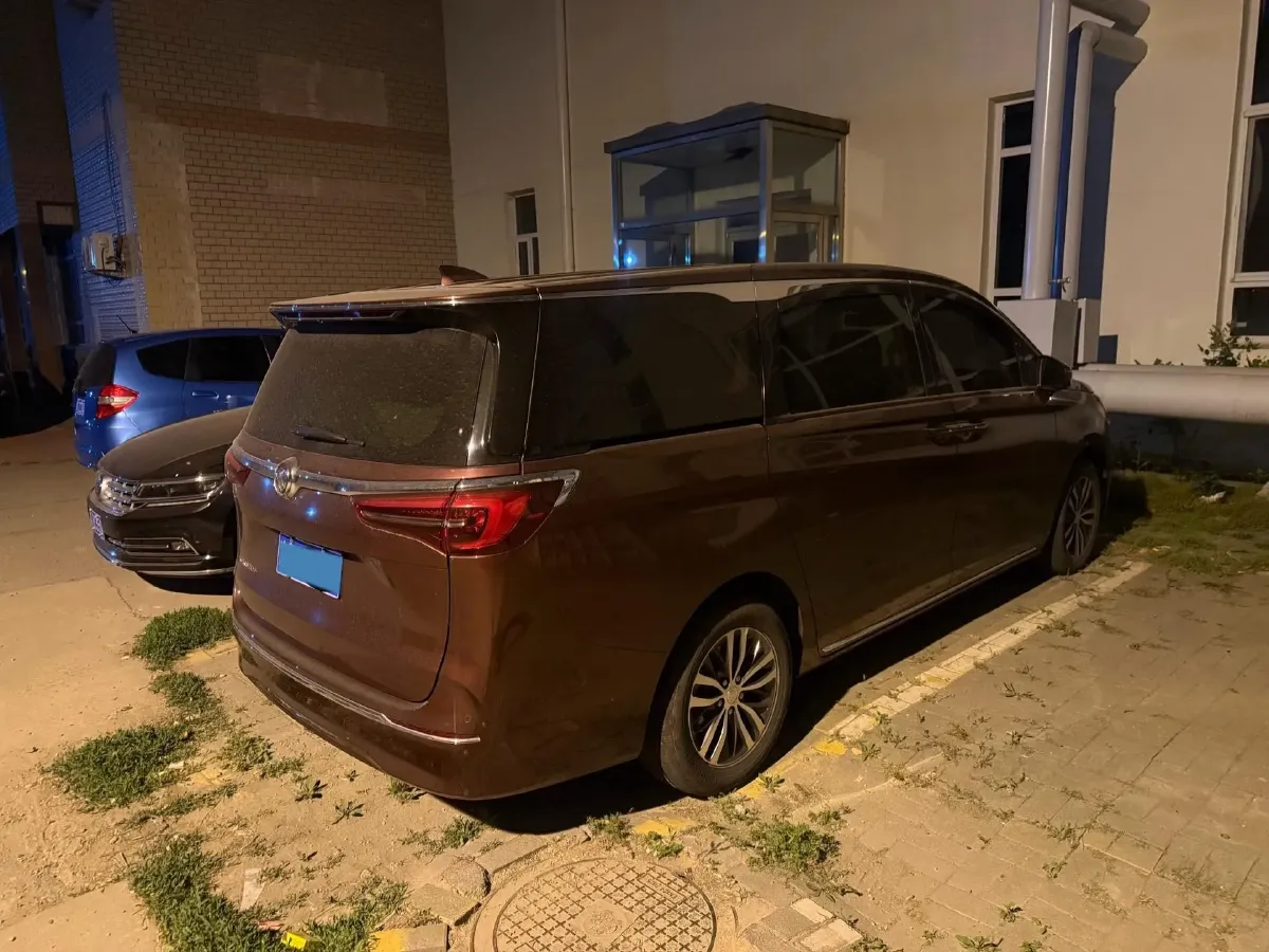 2023 Buick GL8 2.0T 237HP L4 9AT,autocango,china used car exporter,china ev exporter,chinese used car exporter,chinese used ev exporter