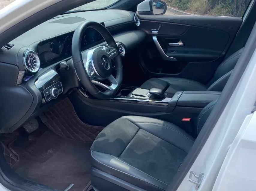 2022 Mercedes-Benz A Class 1.3T 163HP L4 7DCT,autocango,china used car exporter,china ev exporter,chinese used car exporter,chinese used ev exporter